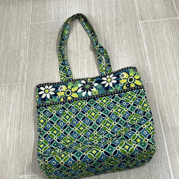 Vera Bradley Tote Bag - Picture 1 of 8